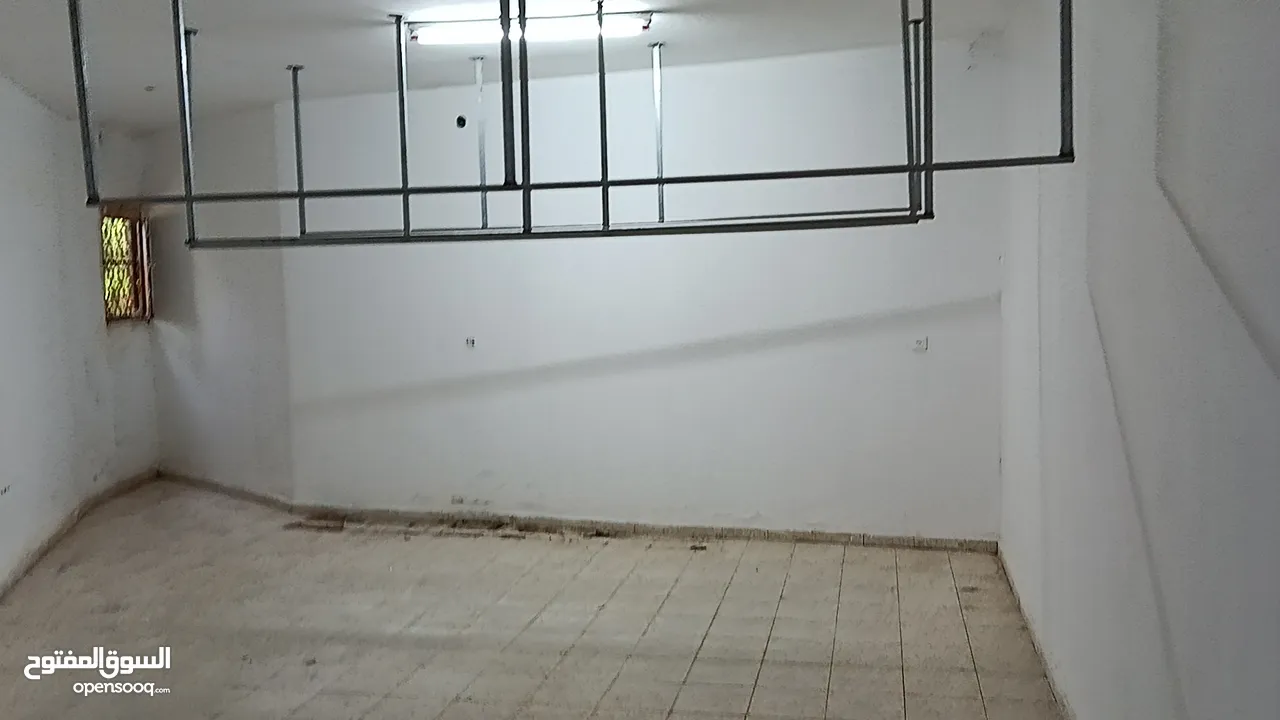 مخزن تسوية للايجار