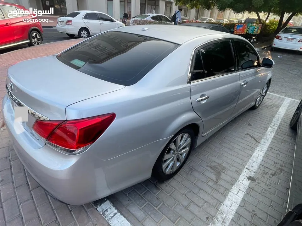 Toyota Avalon 2011