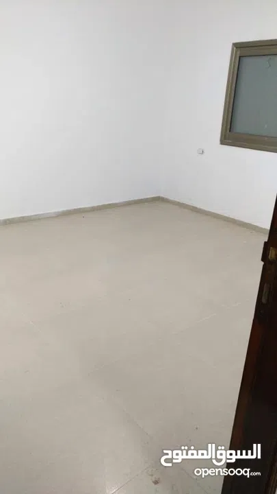 شقة مشطبة حديثا للبيع