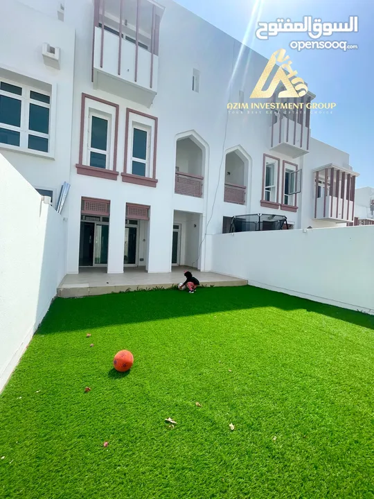 Modern 3Bedroom Townhouse for rent in Al Mouj The wave!!