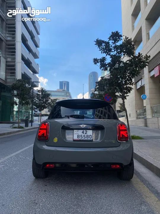 MiniCooper S electric 2023