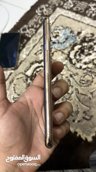 ايفون xs max نظيف جدا