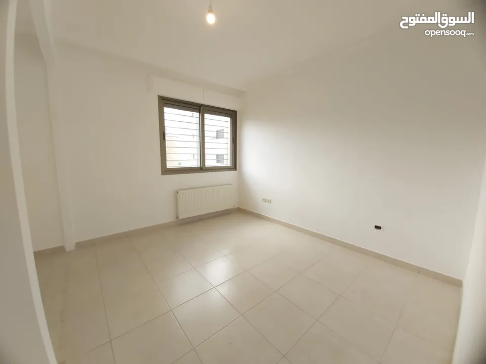 شقة للبيع ثلاث غرف نوم 239 متر في الكرسي