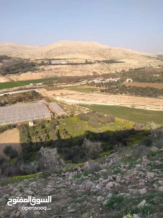 قطعة أرض للبيع مميزة بأطلالة مرتفعة وبسعر مغري