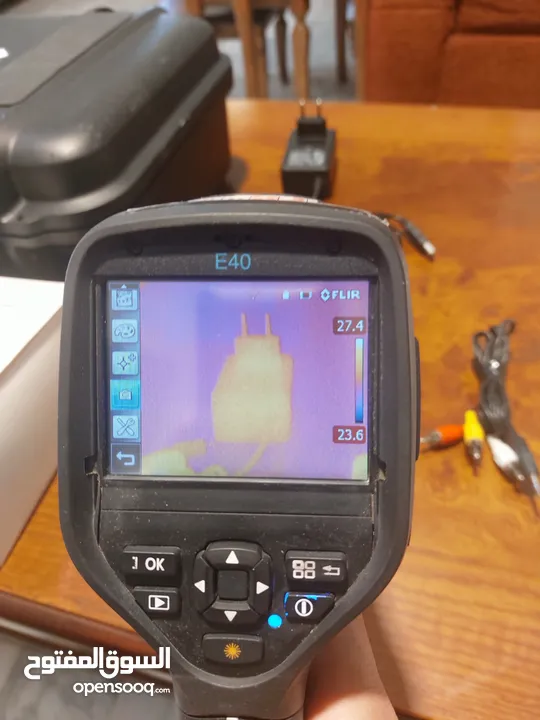 جهاز فحص حراري  FLIR E40