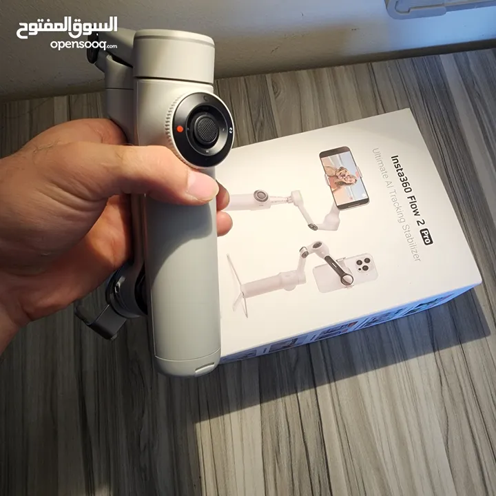 Insta360 flow 2 pro gimbal للبيع