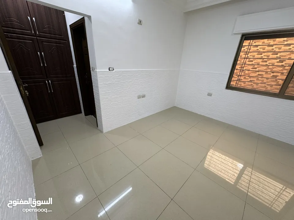 شقة مميزة للبيع/الياسمين