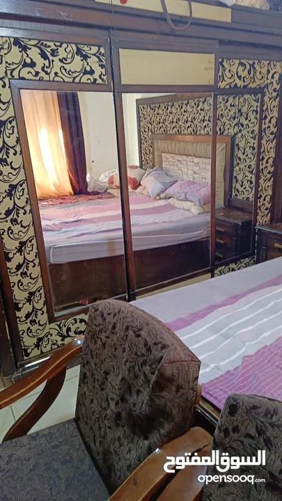 غرفة نوم للبيع خشب لاتيه بالكامل تلفون الجاردنز