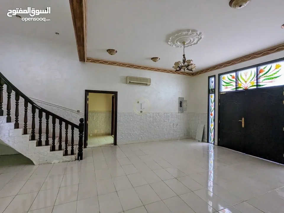 Spacious Duplex Separate Entrance Yard Balcony