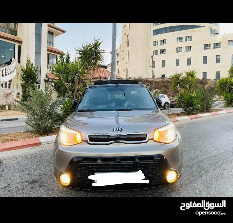 كيا سول 2015 ماتور  1600T ديزل اوتوماتيك ترخيص و تأمين  فل كامل يضفات فتحه سقف كهربائيه بانوراما
