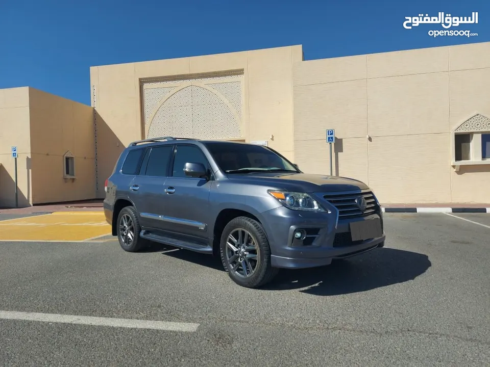 بدون حوادث DHS 121000/=  2015 LX570 S خليجي  GCCمسرفس بالكامل