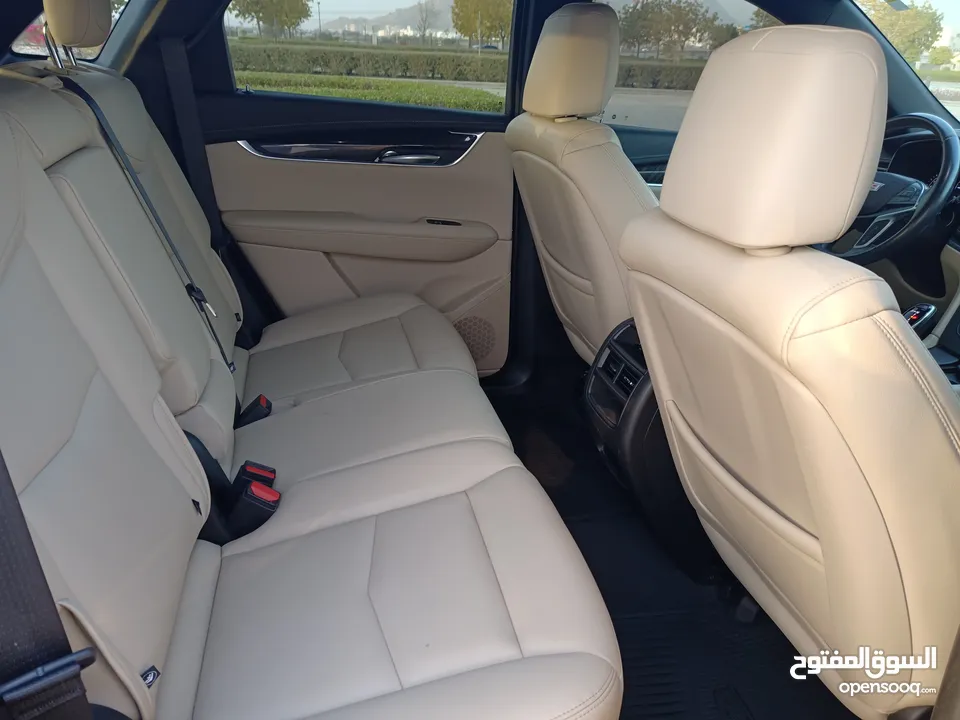 كاديلاك XT5 دفع رباعي (AWD)