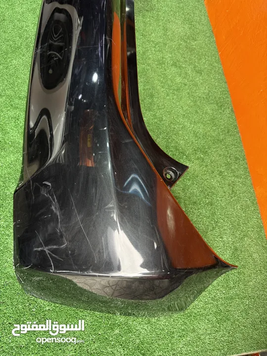 طمبون خلفي بريوس سي 2012-2015  اصلي مستعمل ياباني بحالة جيده موضوح بصور  Toyota Prius c2012-2015