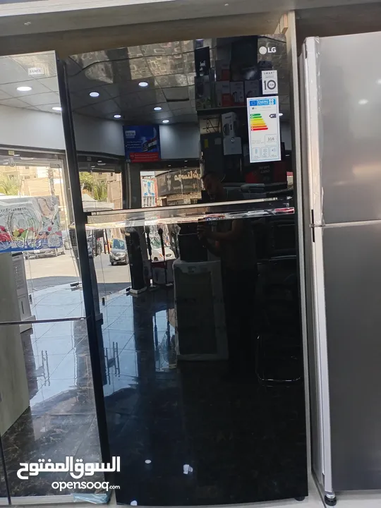 ثلاجة LG سمارت انفيرتر 26 قدم سكوريت اسود