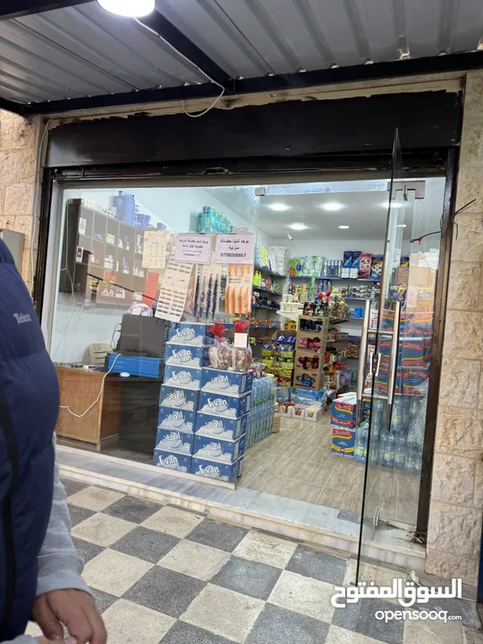 مخازن ارضيه عدد 2 للايجار تصلح إلى سوبرماركت  منطقه حيويه جدا