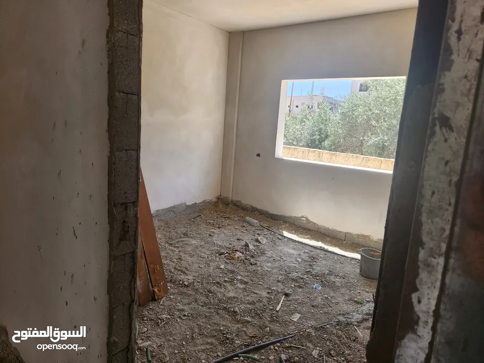 شقق عظم وجاهز شارع فرعون - خلف مدارس المناهل