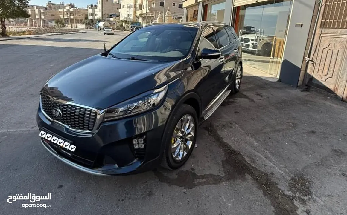 كيا سورنتو فل الفل عدا فتحه