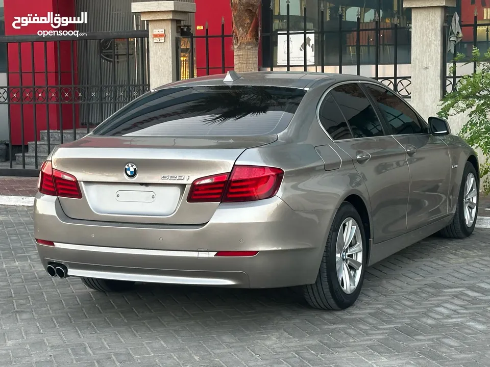 بي ام دبليو 520 BMW 520I 2013