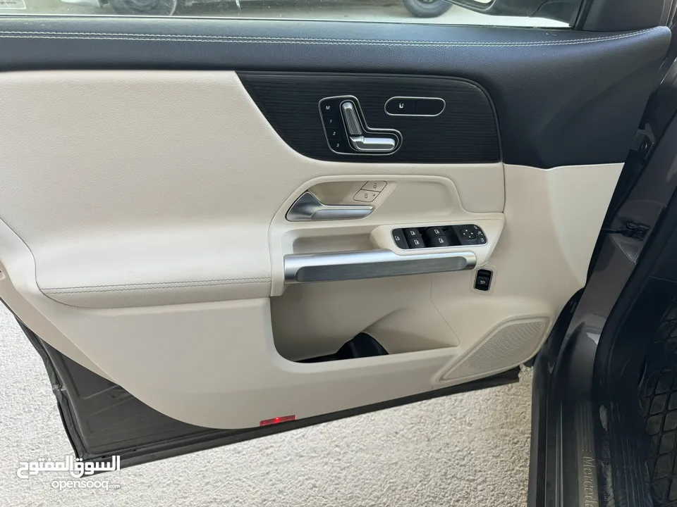 مرسيدس GLB 250 2022 (2000CC TURBO) السعر ( بدون جمرك ) المنطقة الحرة الزرقاء
