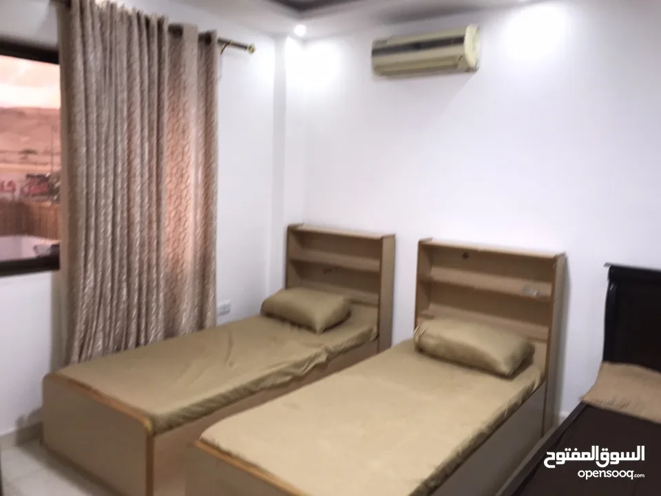 شاليه للبيع او البدل  شاليه مميز  في الغور قرب البحر الميت للبيع او البدل على شقه او ارض في عمان