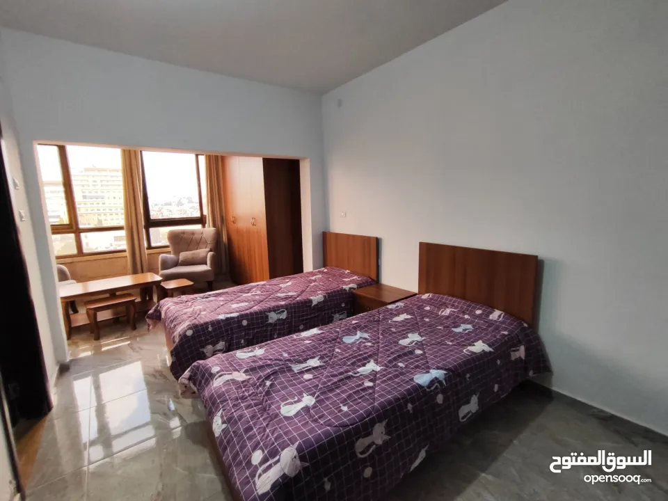 استديو مفروش للإيجار في رام الله شارع القدس  1500 تسليم فوري