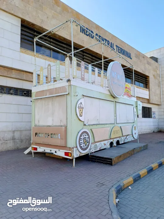 مطعم متنقل (FOOD TRUCK) مع كامل معداته للبيع