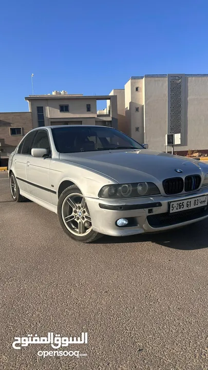 2002.   540 BMW