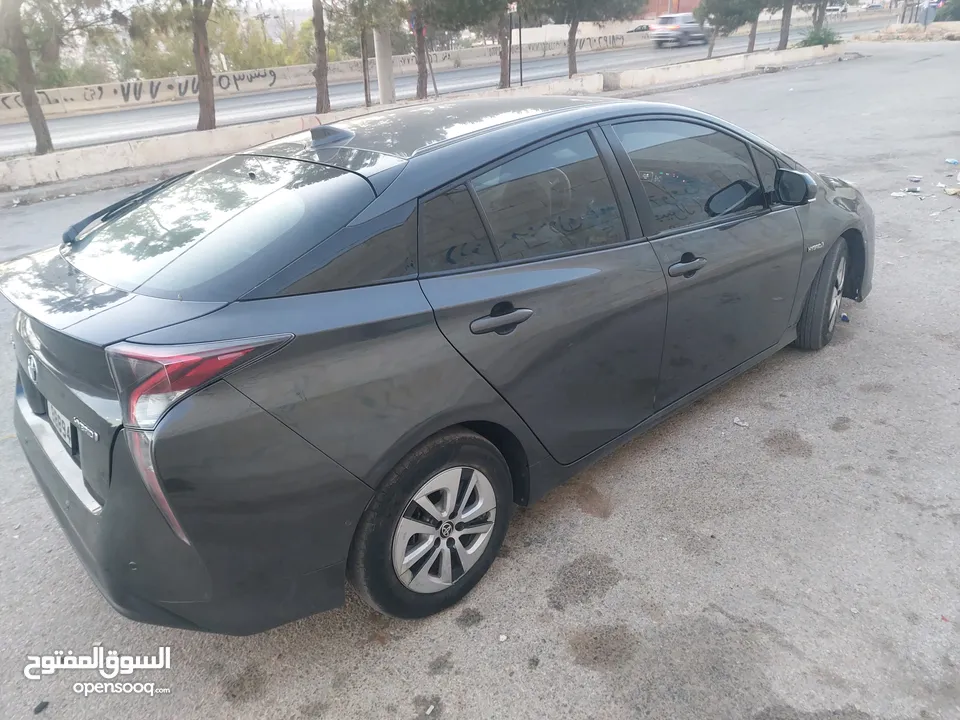 بريوس 2017 فل عدى الفتحه