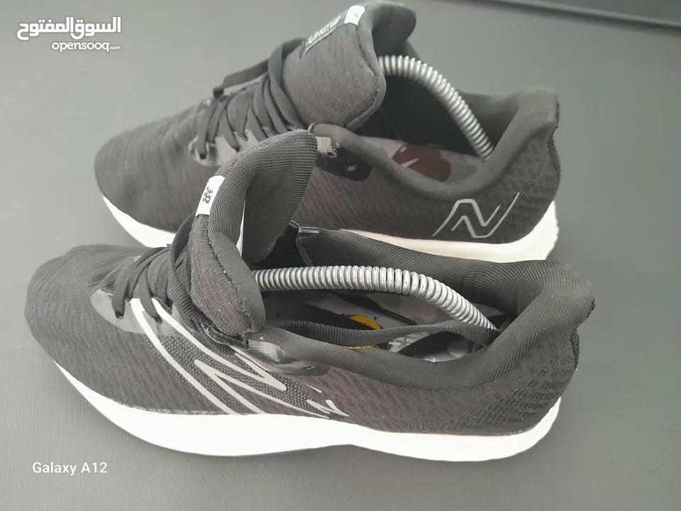 شروة احذيه  البيع كامل الكميه 30 حبه