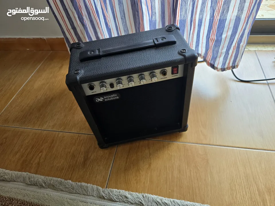 Yamaha Pacifica electric guitar 120SD  جيتار ياماها باسيفا الإلكتروني