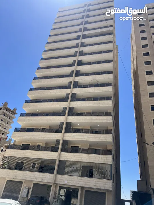 خيري فيالة