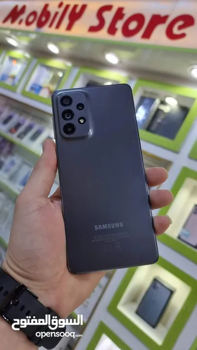 مستعمل اخو الجديد Samsung A73 5G رام 16 جيجا 256 اغراضة والكرتونة الأصلية متوفر توصيل