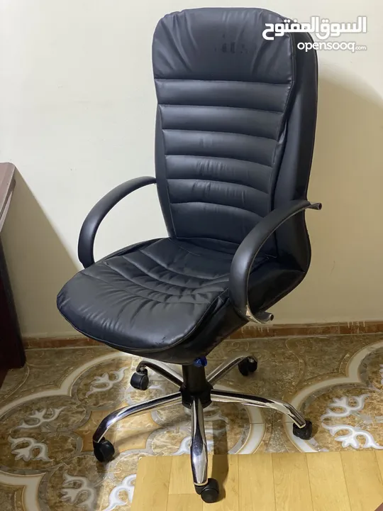 Revolving office chair