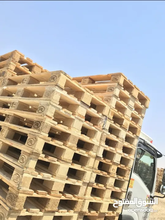 طبليات  خشب  للبيع  ..  wooden pallets طبليات خشب مستعمل نظيف للبيع بالرياض جميع المقاسات