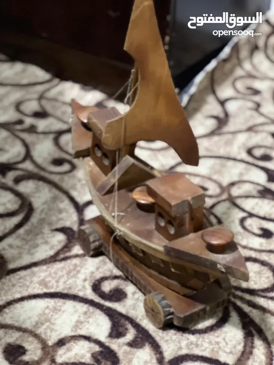 كنباي بحال ممتازه بحاجه لتنظيف فقط ومتفرقات للبيع