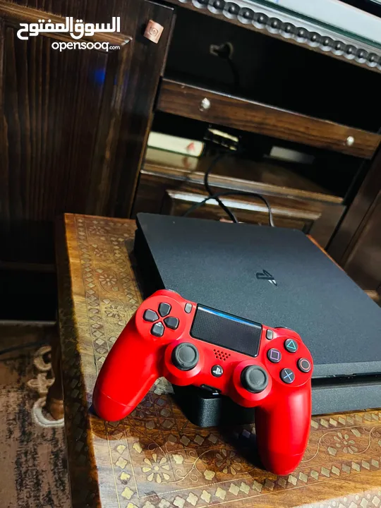 Playstation 4 Slim  بلاستينش 4 سلم