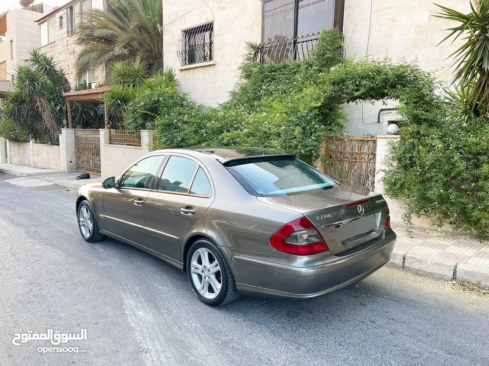 مرسيدس E200 فل كامل بانوراما موديل 2007