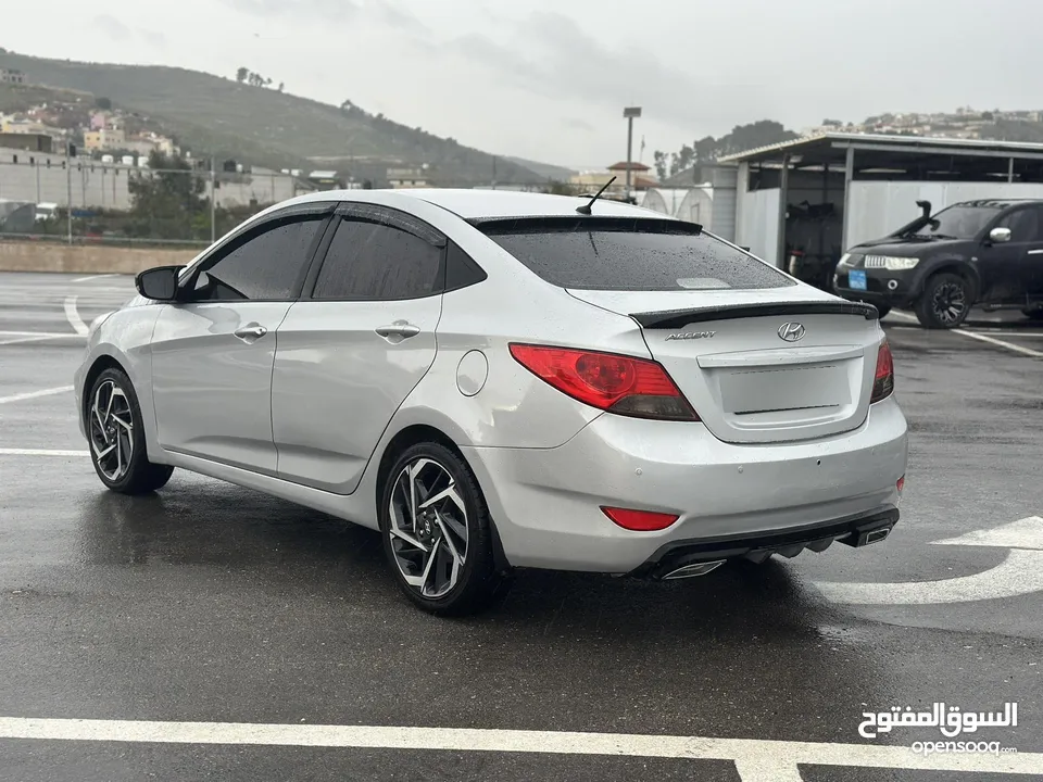 هونداي اكسنت بنزين 2016