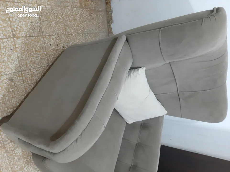 أغراض للبيع وكالة