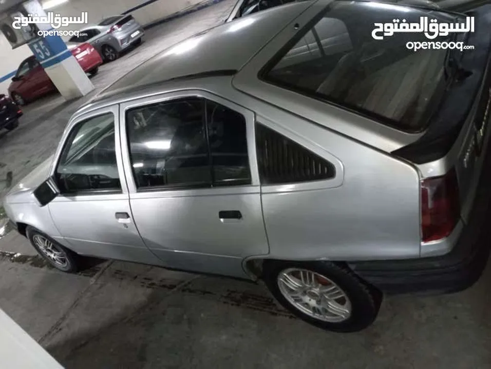 اوبل كادت Opel كاديت