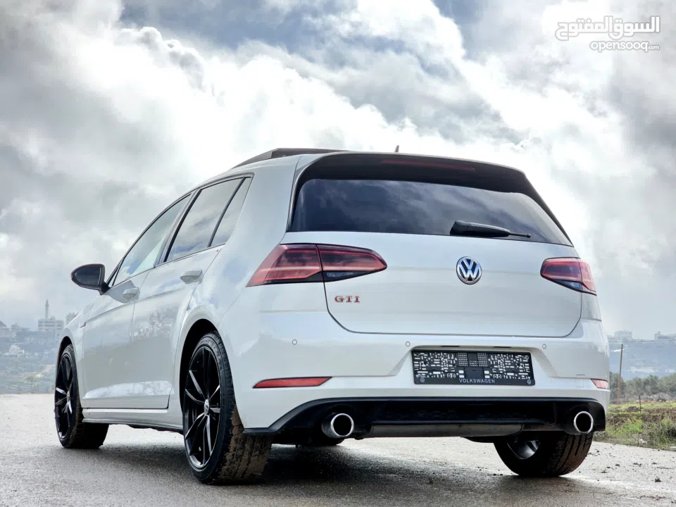 جولف GTI  2019 فل الفل سياره شبابيه