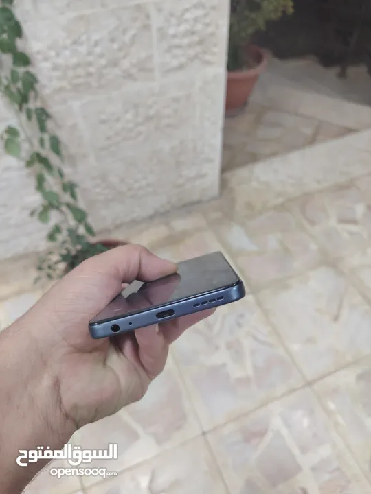 INFINIX HOT 50 4G 256GB 12GB  RAM مستخدم أقل من شهر اخو الجديد