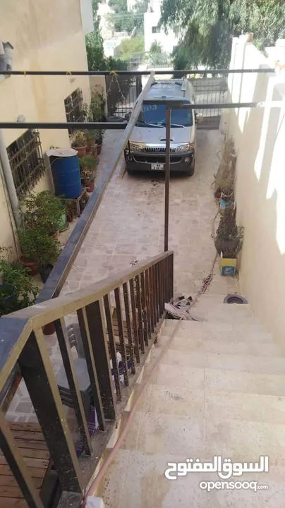 بيت مستقل للبيع