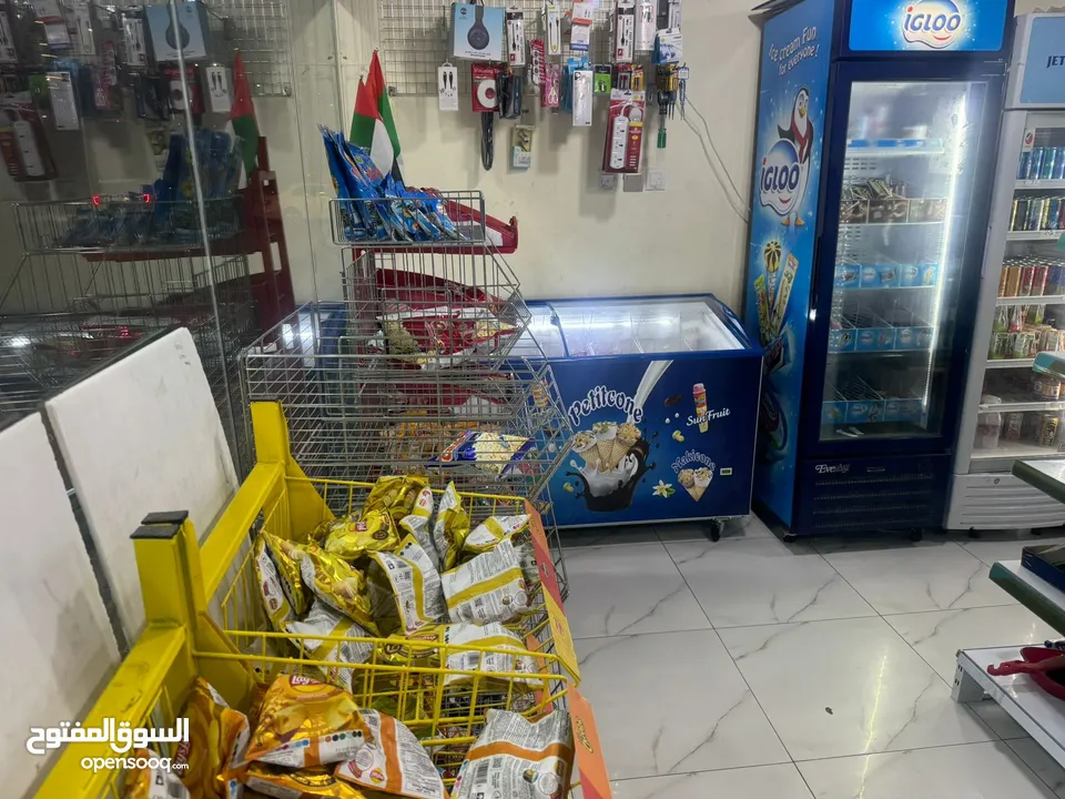 Supermarket for Sale in Al Musherif, Ajman – 71 m2 with 12 Kiosks. سوبر ماركت للبيع في مشيرف عجمان