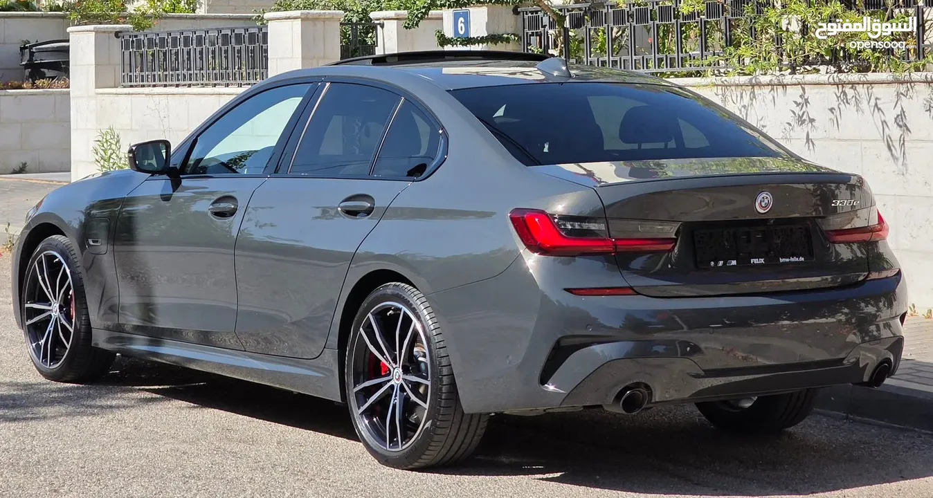 B.M.W.  330e M هايبرد بلج ان  2023ترخيص 2022