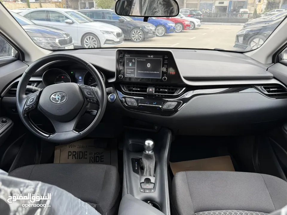 تويوتا C-HR ترخيص 2022 محرك 1800 هايبرد