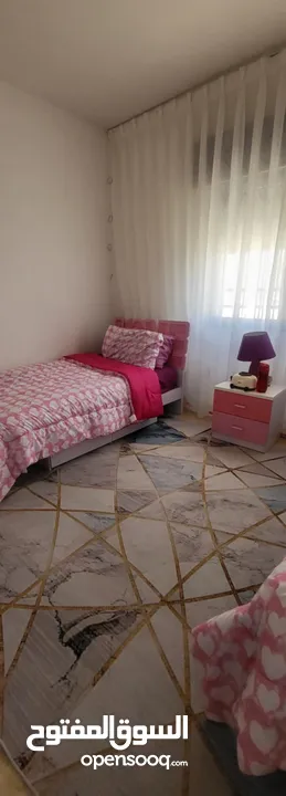 غرفة نوم بنات خشب هاي جلوس