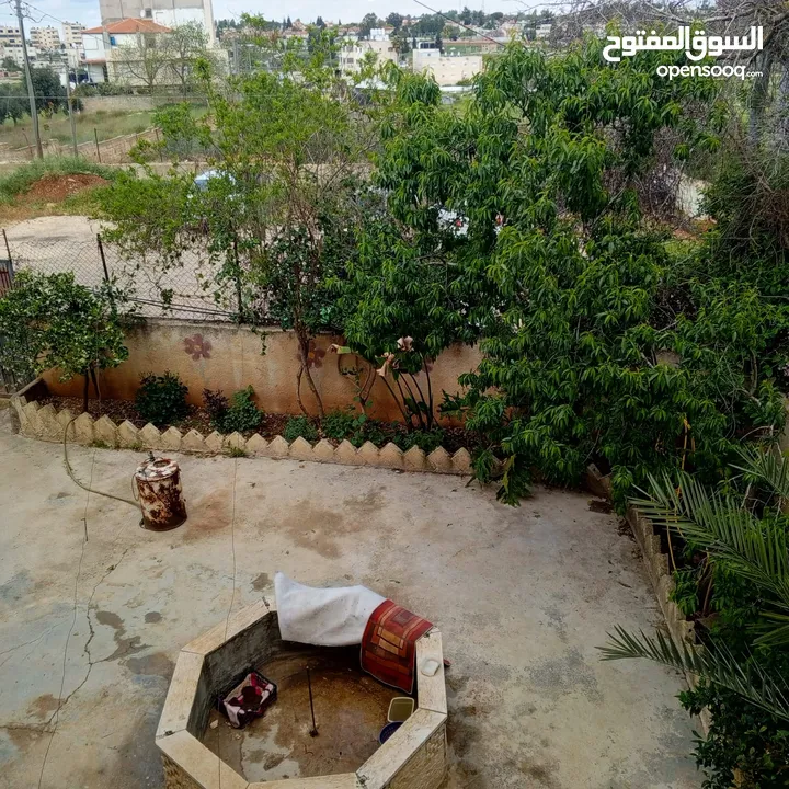 ببيت  مستقل   في منطقه البيره طابقين بالوعد البيره قربي من جوال