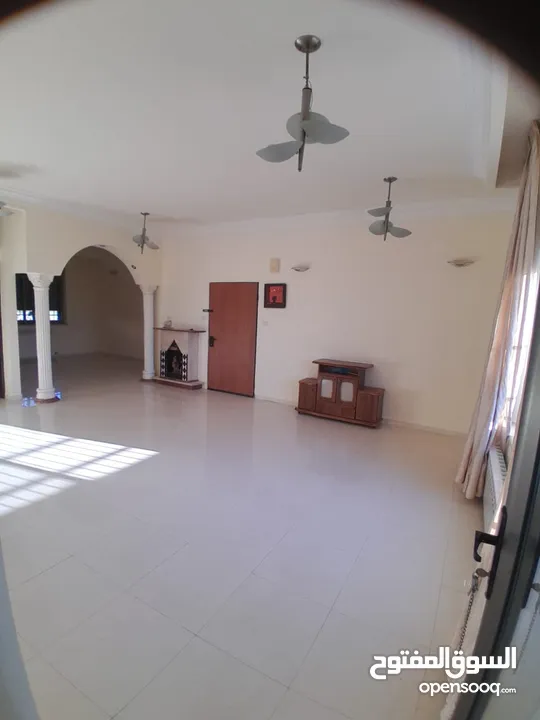 للايجار شقه في الارسال قرب فندق بست ايسترن