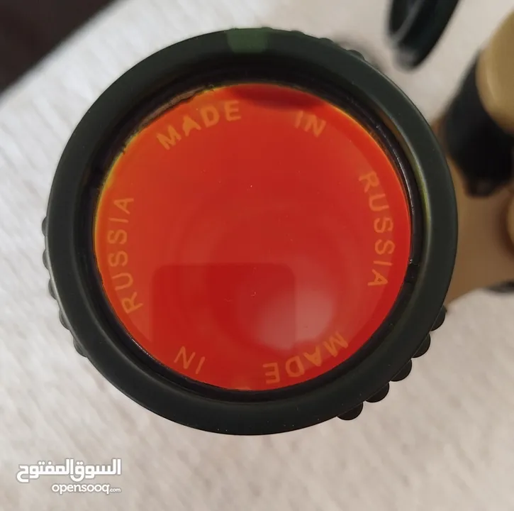 منظار (دربيل) حجم كبير 1000 متر صناعة روسية  مستعمل بحالة ممتازة لون جيشي